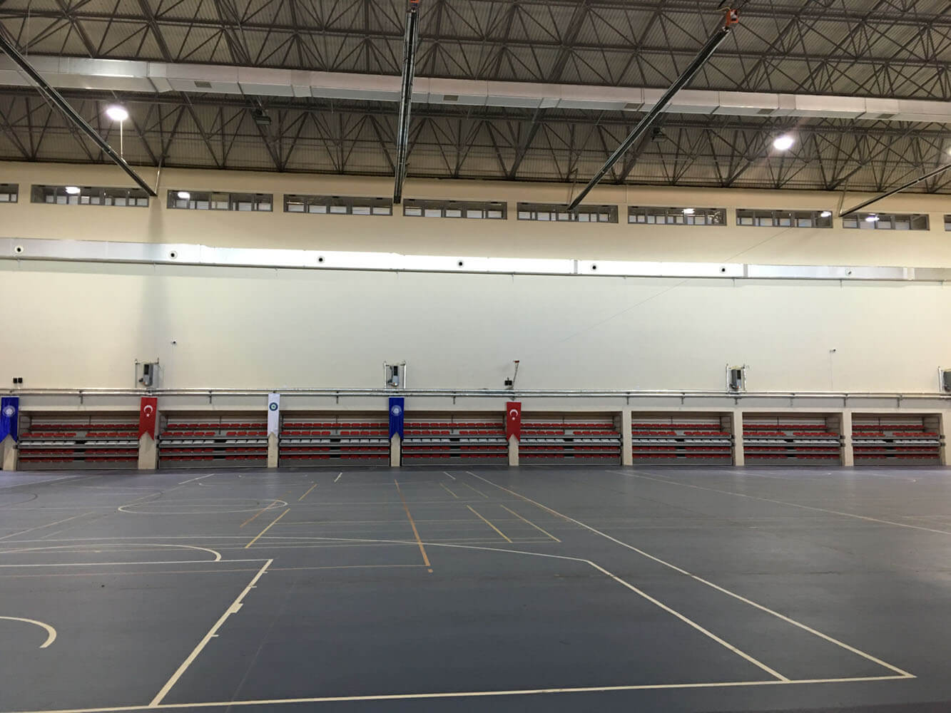 kiralik_tribun_teleskopik_tribun_portatif_tribun_estribun_tribunimalati_teleskopiktribunimalati_telskopiktribunyapimi_tribunyapimi_tiribun_kiraliktribun